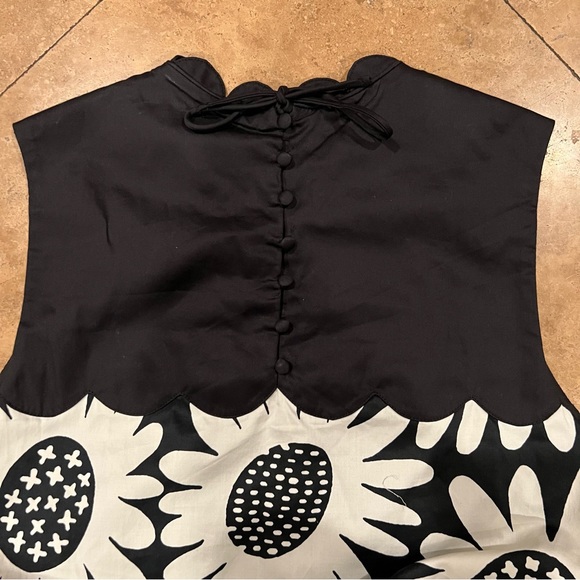 NWOT Victoria Beckham for Target Daisy Print Dress size medium - Picture 5 of 7